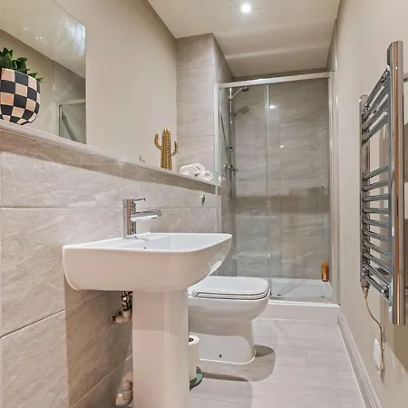 Apartment Hartley Hill Gem - Modern Near Centre Leeds (West Yorkshire)