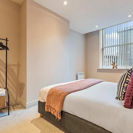 Apartment Hartley Hill Gem - Modern Near Centre