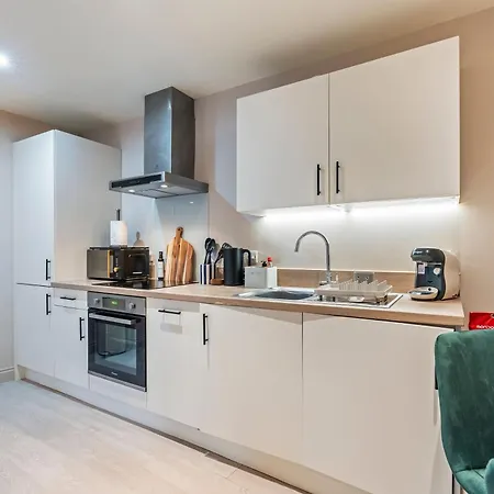 Apartment Hartley Hill Gem - Modern Near Centre *