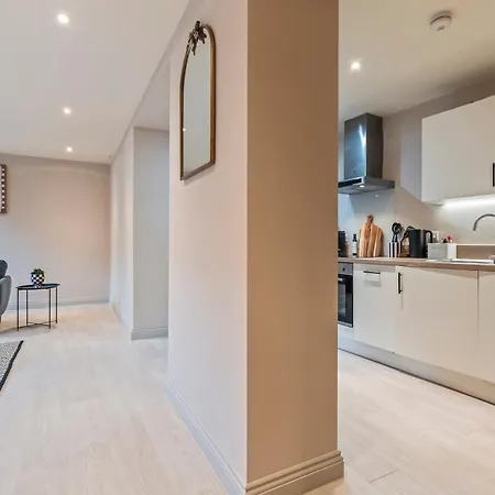 Apartment Hartley Hill Gem - Modern Near Centre *
